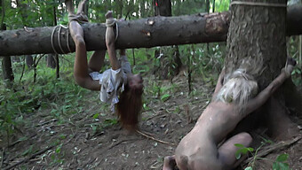 Remaja (18+) Menjadi Kasar Dan Ketat Di Hutan