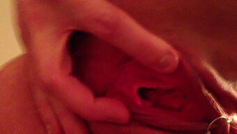 Pussy Stretching And Masturbation With Jewelry For A Hardcore Experience