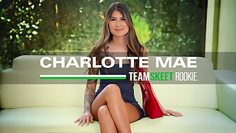 Charlotte Mae, Người Mới Đến, Trải Nghiệm Lần Đầu Tiên Trong Ngành Công Nghiệp Khiêu Dâm Với Một Lớp Tinh Dịch Bẩn Thỉu.